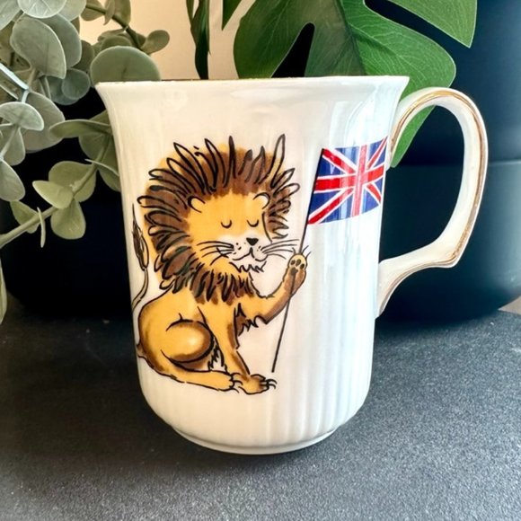 Royal Albert Other - Vintage (1970s) Royal Albert Lion Union Jack Mug